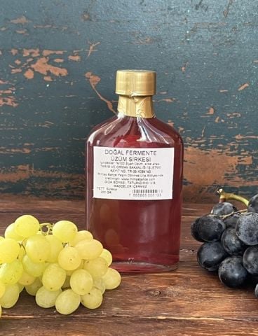 Natural Fermented Black Grape Vinegar 200gr